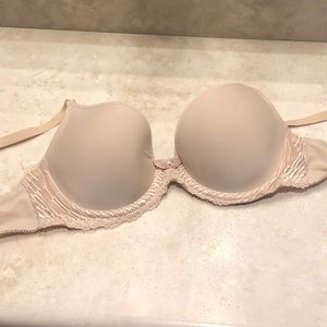 NWOT! Wacoal 32D La Femme Underwire T-Shirt Bra